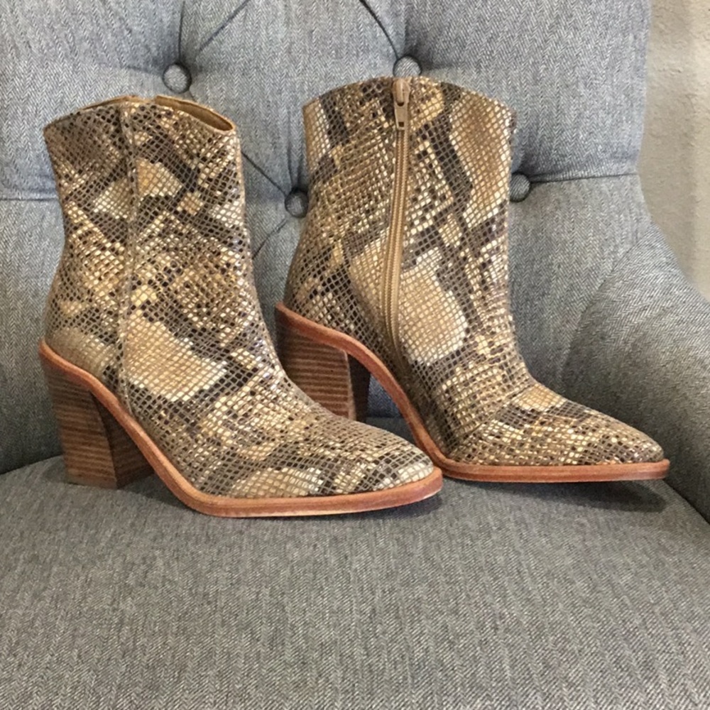 Free people bootie